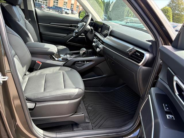 new 2025 Kia Telluride car, priced at $41,640