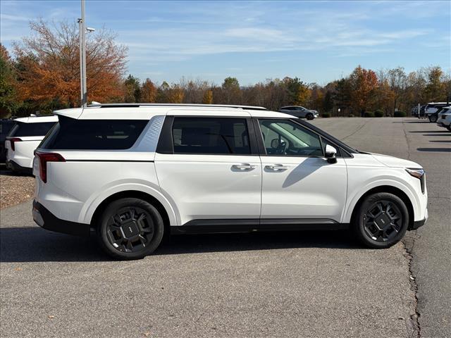 new 2026 Kia Carnival Hybrid car, priced at $46,135