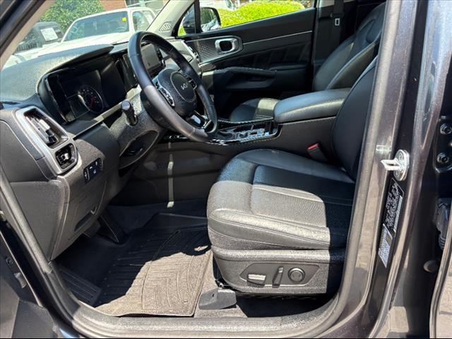 used 2022 Kia Sorento car, priced at $31,000
