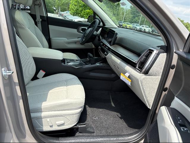 new 2025 Kia Sorento car, priced at $42,537
