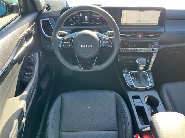 used 2024 Kia Seltos car, priced at $30,000