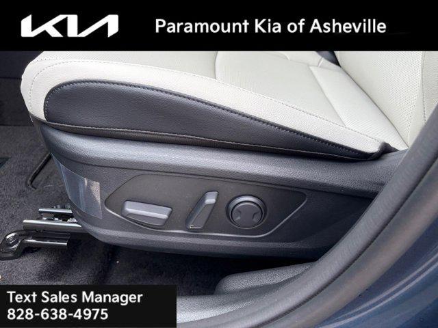 new 2025 Kia Sportage Hybrid car, priced at $36,010