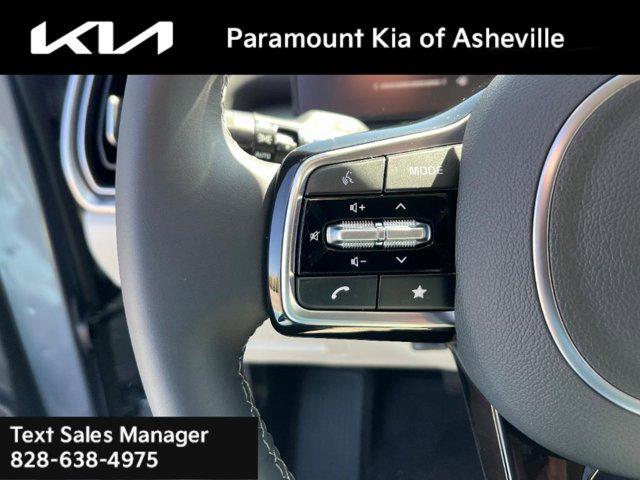 new 2025 Kia Sorento car, priced at $41,173