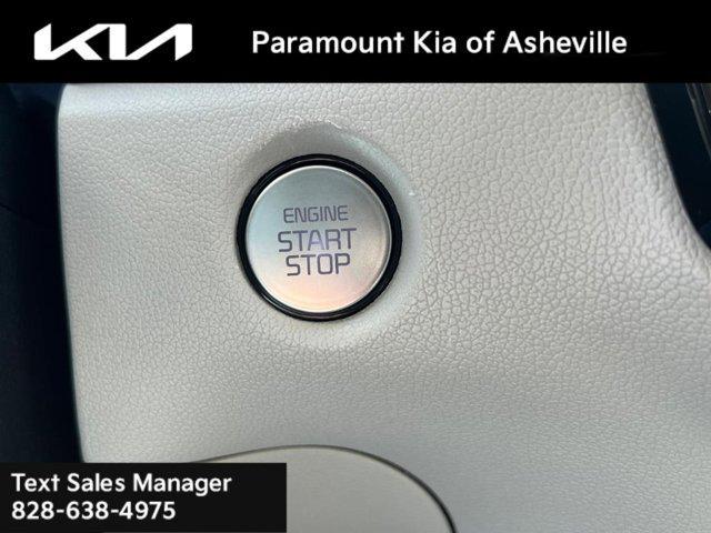 new 2025 Kia Sorento car, priced at $41,173