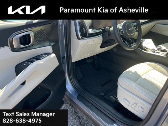 new 2025 Kia Sorento car, priced at $41,173