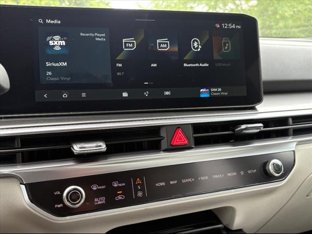 new 2025 Kia Sorento Hybrid car, priced at $41,575