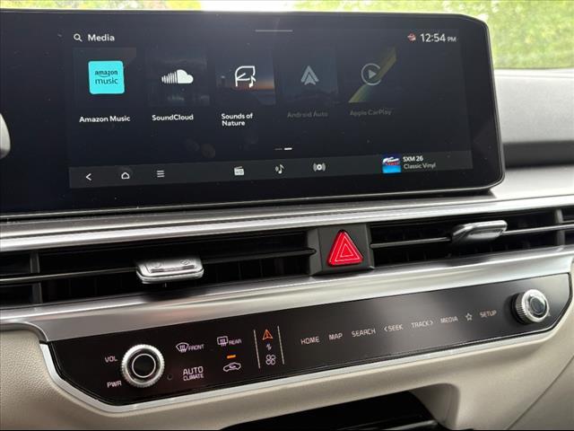new 2025 Kia Sorento Hybrid car, priced at $41,575