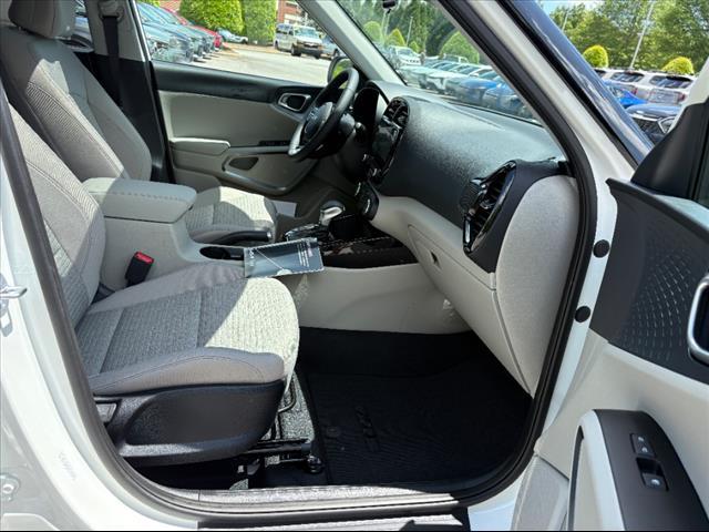 new 2025 Kia Soul car, priced at $25,663