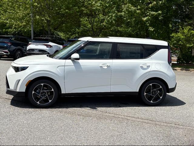 new 2025 Kia Soul car, priced at $25,663