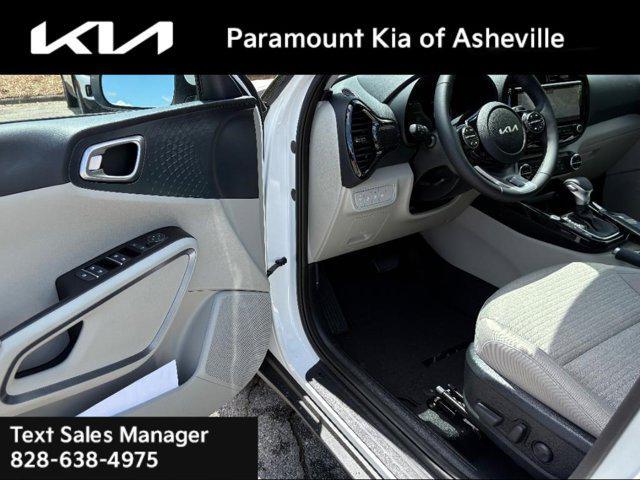 new 2025 Kia Soul car, priced at $25,663