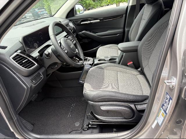 new 2025 Kia Seltos car, priced at $30,257