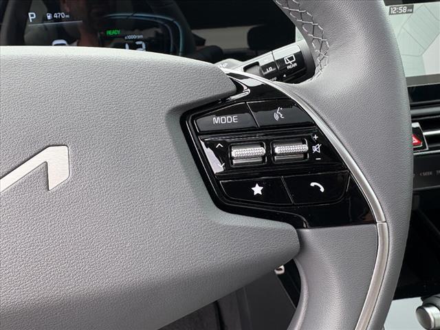 new 2025 Kia Niro car, priced at $33,261