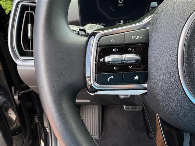 used 2024 Kia Sorento car, priced at $45,090