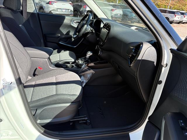 new 2025 Kia Soul car, priced at $25,600
