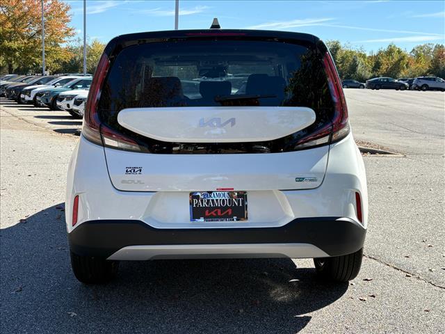 new 2025 Kia Soul car, priced at $25,600