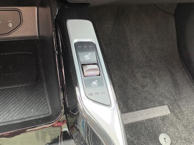 used 2025 Kia Sorento car, priced at $45,000