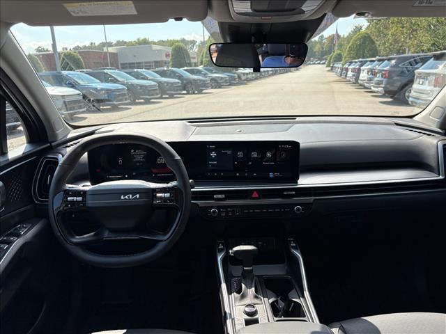 new 2026 Kia Sorento car, priced at $39,295