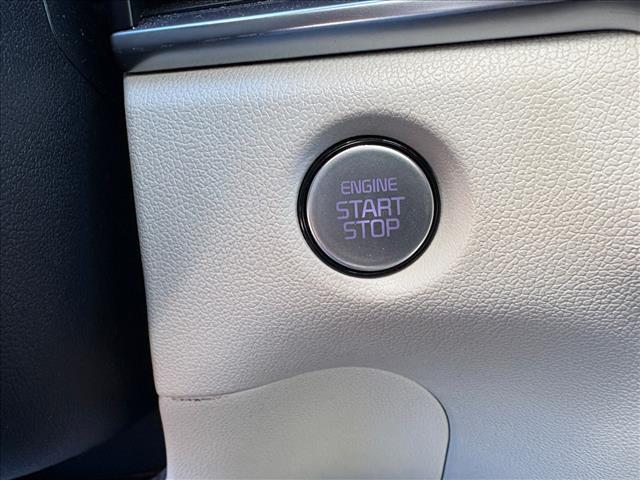 used 2025 Kia Sorento Hybrid car, priced at $39,500