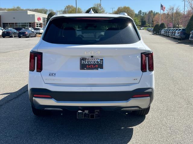 new 2025 Kia Sorento car, priced at $42,900