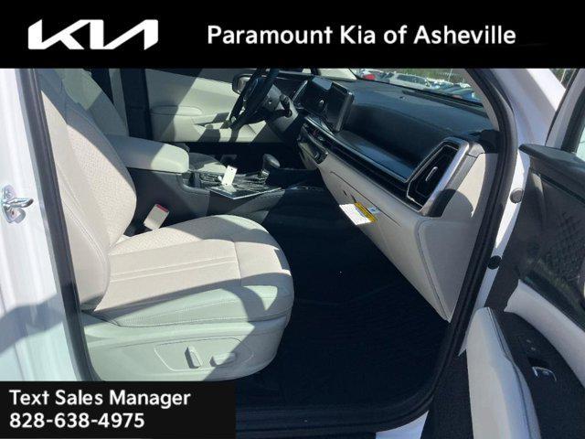 new 2025 Kia Sorento car, priced at $42,900