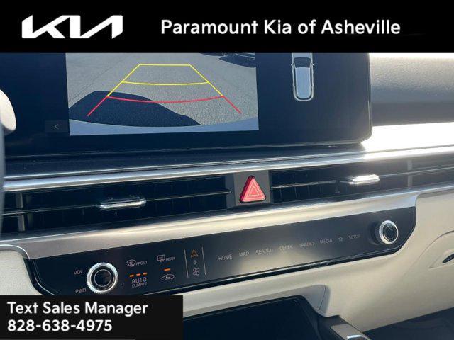 new 2025 Kia Sorento car, priced at $42,900