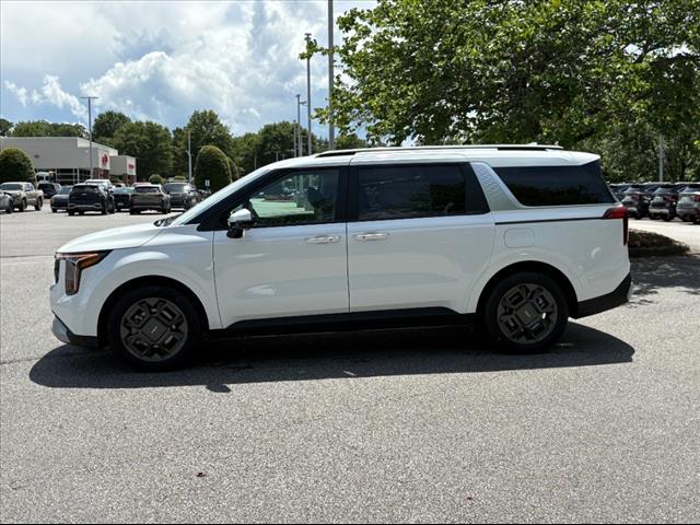 new 2026 Kia Carnival Hybrid car, priced at $45,385