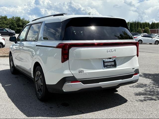 new 2026 Kia Carnival Hybrid car, priced at $45,385