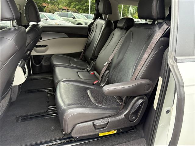 used 2024 Kia Carnival car, priced at $37,000