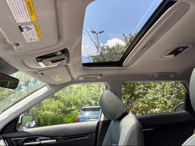 new 2025 Kia Seltos car, priced at $33,211