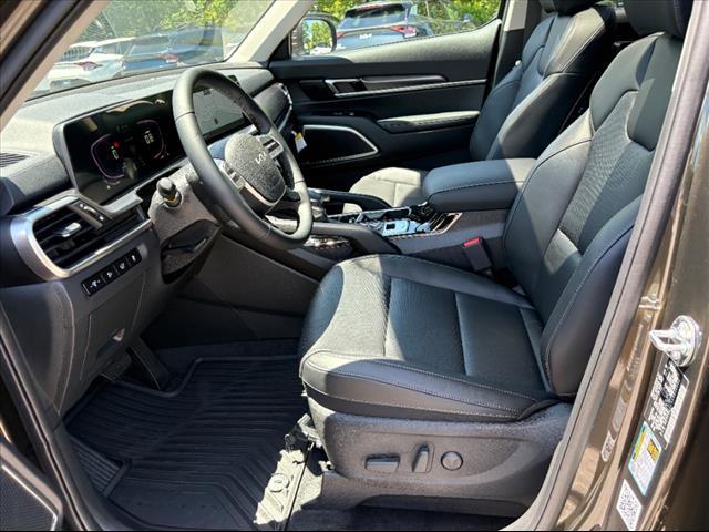 new 2025 Kia Telluride car, priced at $42,100