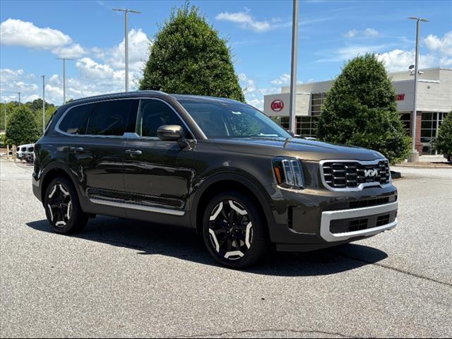 new 2025 Kia Telluride car, priced at $42,100