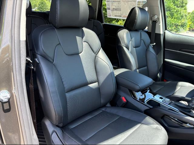 new 2025 Kia Telluride car, priced at $42,100