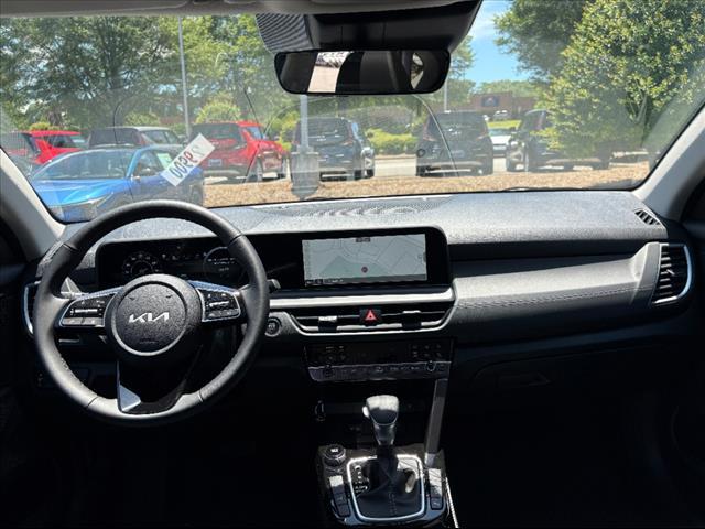 new 2025 Kia Seltos car, priced at $28,293