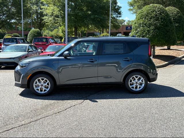 new 2025 Kia Soul car, priced at $21,686
