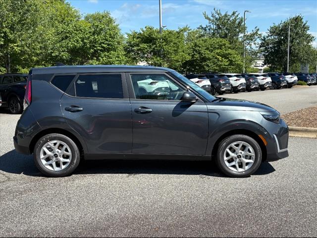 new 2025 Kia Soul car, priced at $21,686