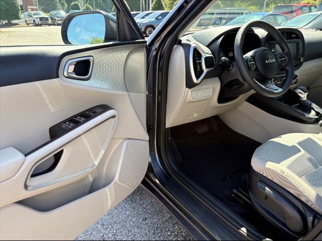 new 2025 Kia Soul car, priced at $21,686