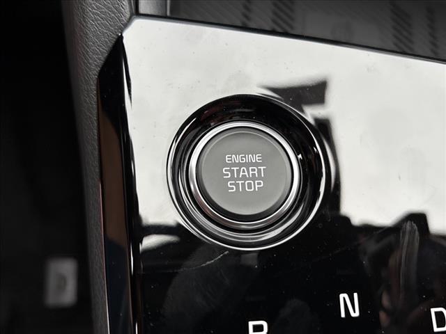 new 2025 Kia Sportage Hybrid car, priced at $39,180