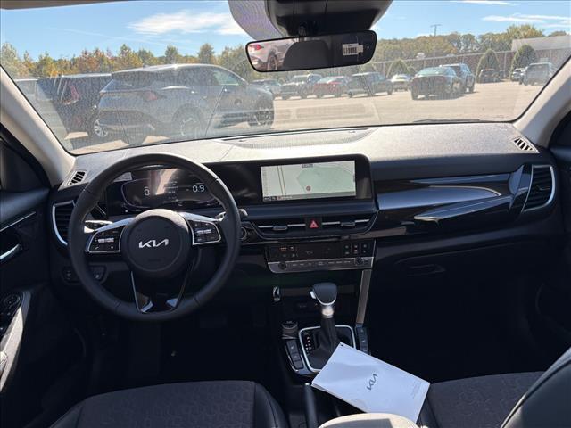 new 2026 Kia Seltos car, priced at $28,870
