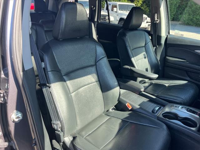 used 2021 Honda Pilot car, priced at $29,500