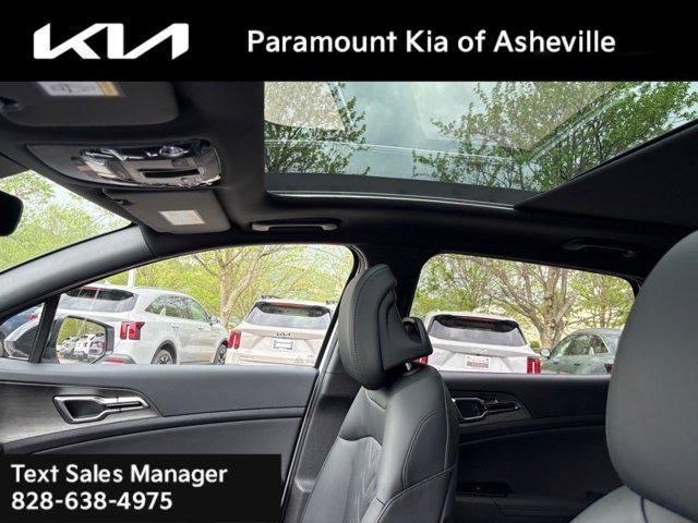 new 2025 Kia Sportage car, priced at $37,230
