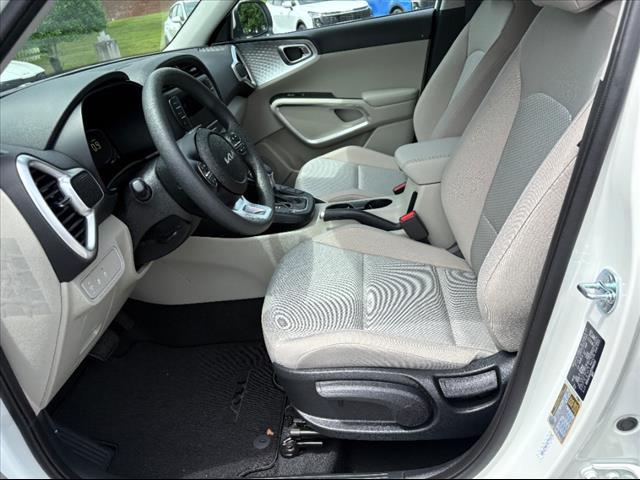 new 2025 Kia Soul car, priced at $21,533