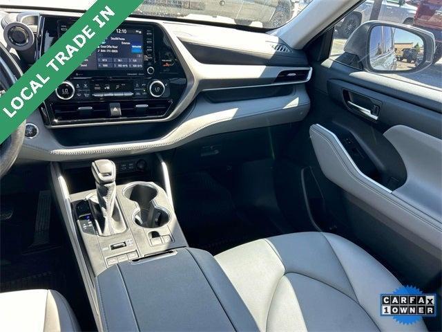 used 2022 Toyota Highlander car, priced at $32,992
