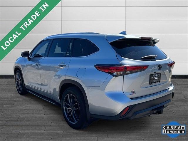 used 2022 Toyota Highlander car, priced at $32,992