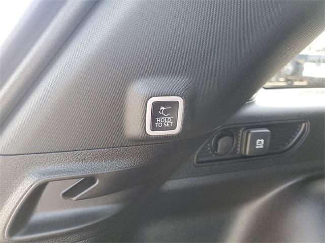 new 2025 Jeep Grand Cherokee car, priced at $40,030