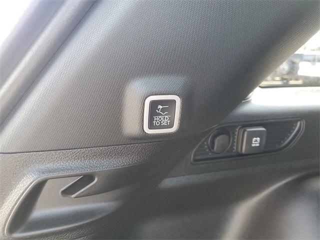 new 2025 Jeep Grand Cherokee car, priced at $40,030