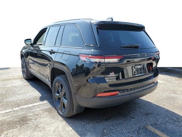 new 2025 Jeep Grand Cherokee car, priced at $40,030