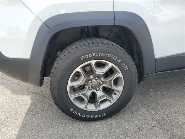 used 2022 Jeep Cherokee car, priced at $32,990