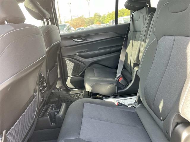 new 2025 Jeep Grand Cherokee L car, priced at $38,865