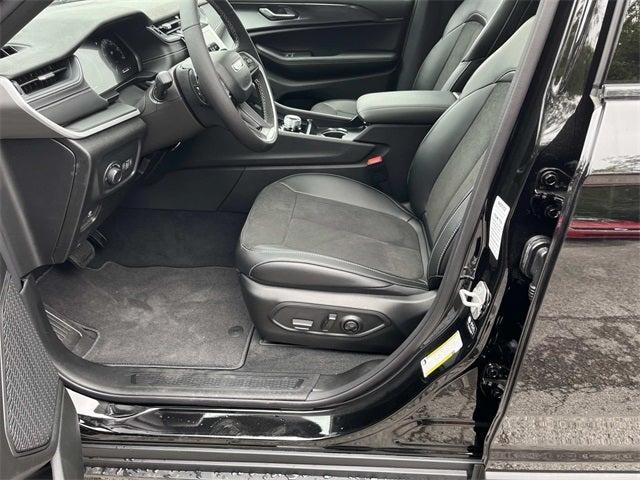 new 2025 Jeep Grand Cherokee L car, priced at $45,142