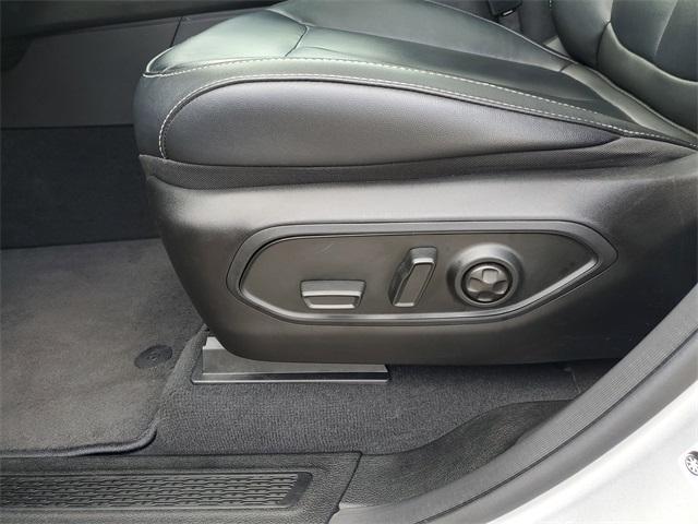 used 2022 Jeep Grand Cherokee car, priced at $37,620